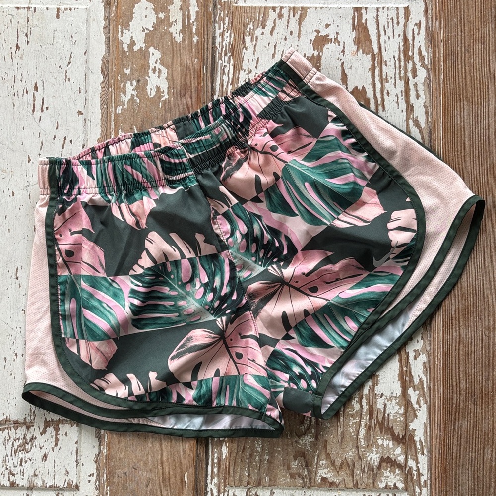 Nike Tempo Women’s S - Tropical Running shorts